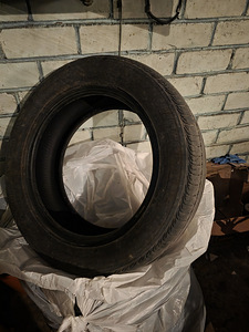 235/55 R17 (1 фото из 9)