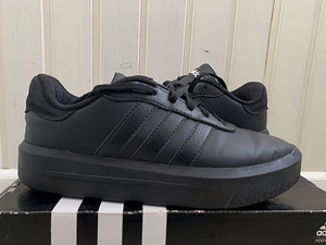 Кроссовки на платформе Adidas р.36 (1 фото из 6)