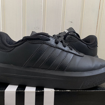 Кроссовки на платформе Adidas р.36