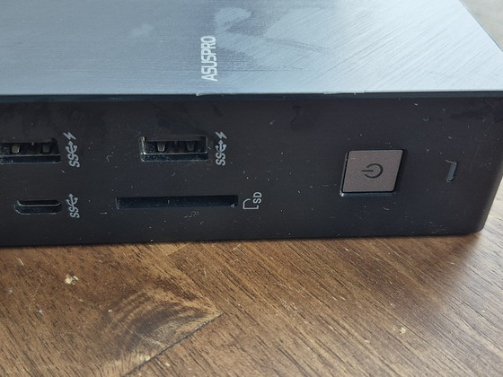 Asus SimPro dock USB-C