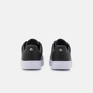 Кроссовки Tommy Hilfiger (1 фото из 4)