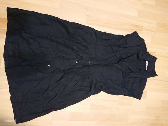 Must kleit Uniqlo