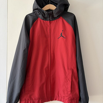 Детская куртка Nike Air Jordan легкая куртка р.140-152
