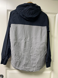 Куртка H&M в/о, размер 164 (3 фото из 3)