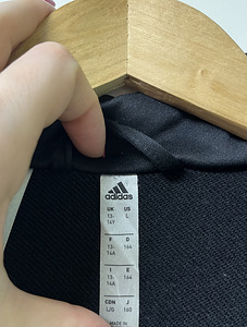 Спортивная кофта Adidas, р. 13-14 лет (3 фото из 3)