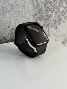 Apple Watch 10 46мм (1 фото из 3)
