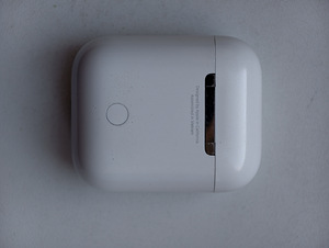 AirPods 2 оригинал (1 фото из 4)