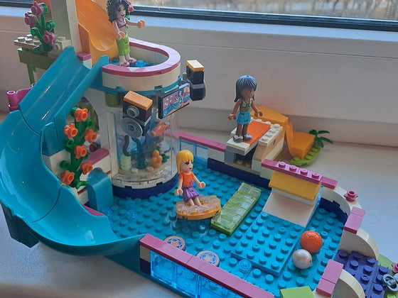 Lego friends