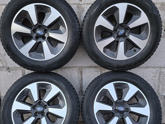 Subaru 17 veljed rehvidega