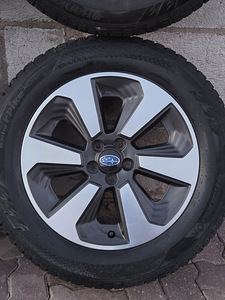Диски Subaru 17 с шинами (3 фото из 10)