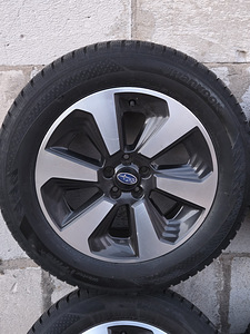 Диски Subaru 17 с шинами (5 фото из 10)