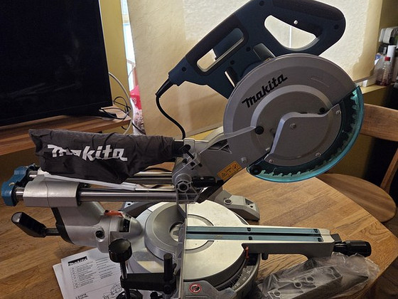 Nurgasaag MAKITA LS1018LN