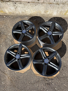 18" Mercedes-Benz erilaiad originaalveljed 5x112 (2 foto / 10)