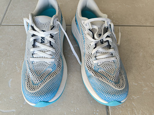 Кроссовки Hoka Rincon 4 (2 фото из 9)