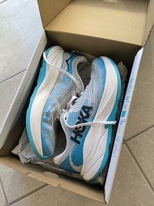 Кроссовки Hoka Rincon 4 (6 фото из 9)