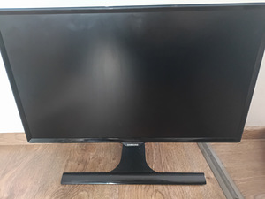 Монитор Samsung 24 (1 фото из 2)
