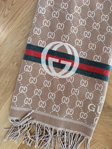 Gucci sall, replica (1 foto / 3)