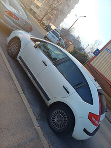 Продам авто (1 фото из 7)