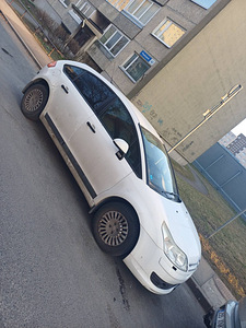 Продам авто (3 фото из 7)