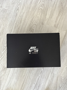 AIR FORCE 1 LUXE (2 фото из 9)