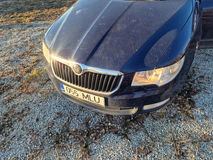 Skoda Superb (5 фото из 15)