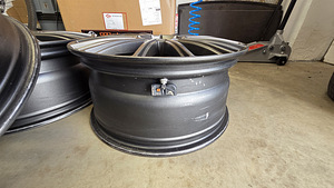 Audi A6 C8 5x112 18" AEZ Steam Graphite + TPMS (8 foto / 10)