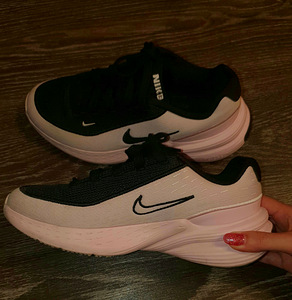 Женские кроссовки Nike Black Rose (37) (3 фото из 3)