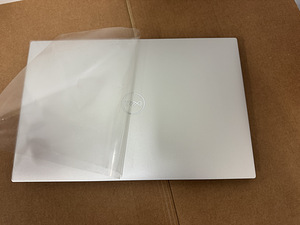 Dell XPS 17 9700 (5 фото из 5)