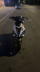 Aprillia SR50R (1 фото из 5)