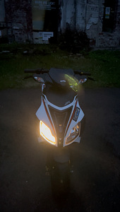 Aprillia SR50R (5 фото из 5)