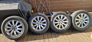 Оригинальные диски Honda CR-V R18, летние шины Bridgestone A (1 фото из 8)
