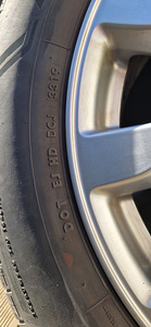 Оригинальные диски Honda CR-V R18, летние шины Bridgestone A (4 фото из 8)