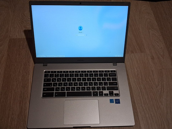 ChromeBook xe350xba
