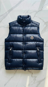 Moncler Tibb Gilet (4 foto / 4)