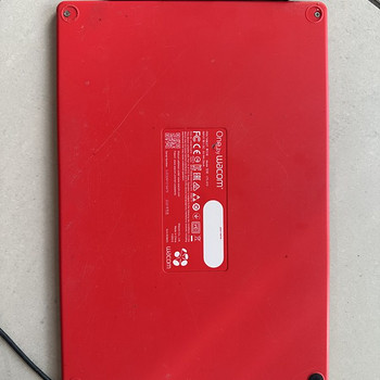 Графический планшет Wacom One CTL-672 Medium