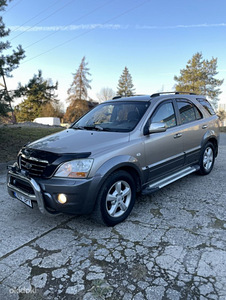KIA Sorento (1 фото из 10)