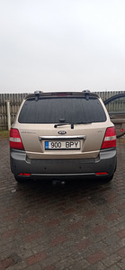 KIA Sorento (5 фото из 10)