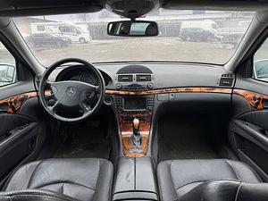 MERCEDES-BENZ E 320 CDI (6 фото из 8)
