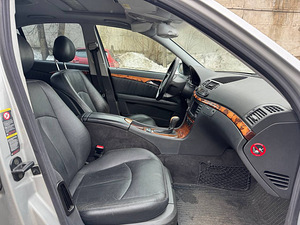 MERCEDES-BENZ E 320 CDI (7 фото из 8)