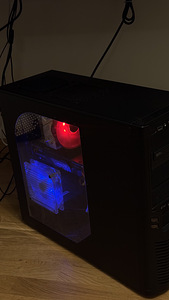 Mänguarvuti + monitor, kõrvaklapid, hiir (3 foto / 4)
