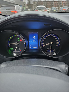 Toyota ch-r (3 фото из 7)