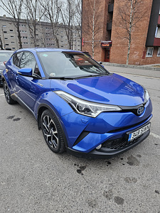 Toyota ch-r (1 фото из 7)