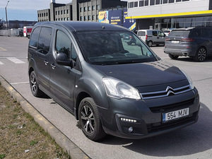 CITROEN BERLINGO N1 1.6, 68 кВт, 2015 (1 фото из 14)