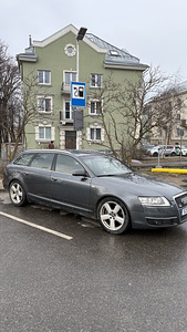 Audi A6 C6 3.0TDI S-LINE (4 фото из 11)