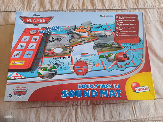 Cars Planes helidega mängumatt