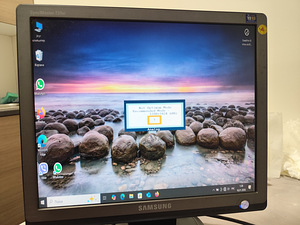 Монитор Samsung SyncMaster 731BF (1 фото из 2)