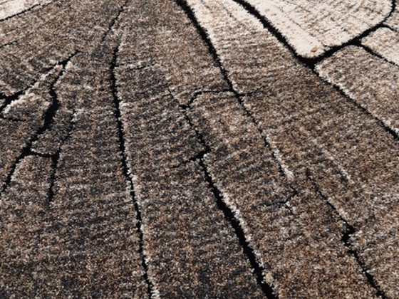 Uus vaip Timber