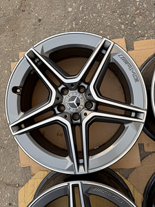 19" Mercedes-Benz AMG originaalveljed 5x112 (ühelaiad) (6 foto / 9)