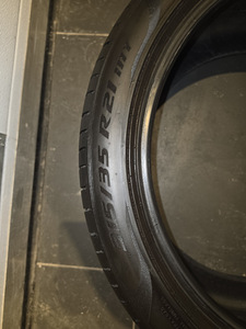 Pirelli P Zero Run Flat 275/40 R21, 315/35 R21 (3 foto / 8)