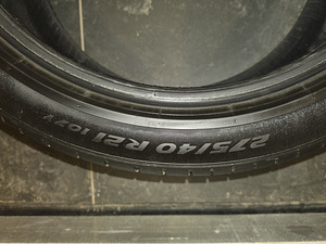 Pirelli P Zero Run Flat 275/40 R21, 315/35 R21 (5 foto / 8)